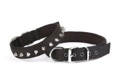 Doggie Comfort Dokuma Çivili Köpek Boyun Tasması Medium Siyah 2.5x37-45 Cm