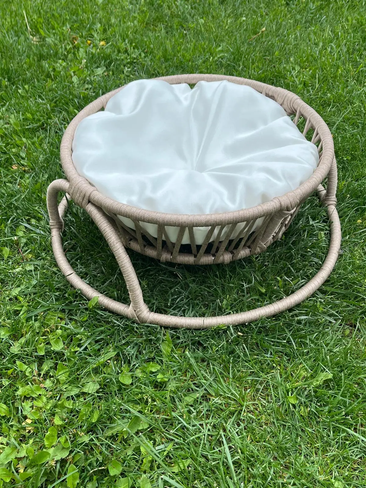 Lepus Lifos Model Hasır Sepet Kedi ve Küçük Irk Köpek Yatağı Kahverengi 54x20 Cm