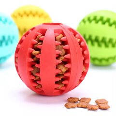 Petzz İnteraktif Dayanıklı Yumuşak Kauçuk Ödül Hazneli Top Kedi ve Köpek Oyuncağı Kırmızı