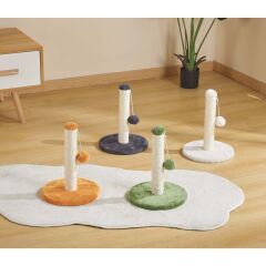 M-Pets My First Ponponlu Kedi Tırmalama Tahtası 24x24x30 Cm Yeşil